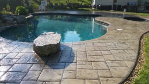 Revamp and renovate your swimming deck 